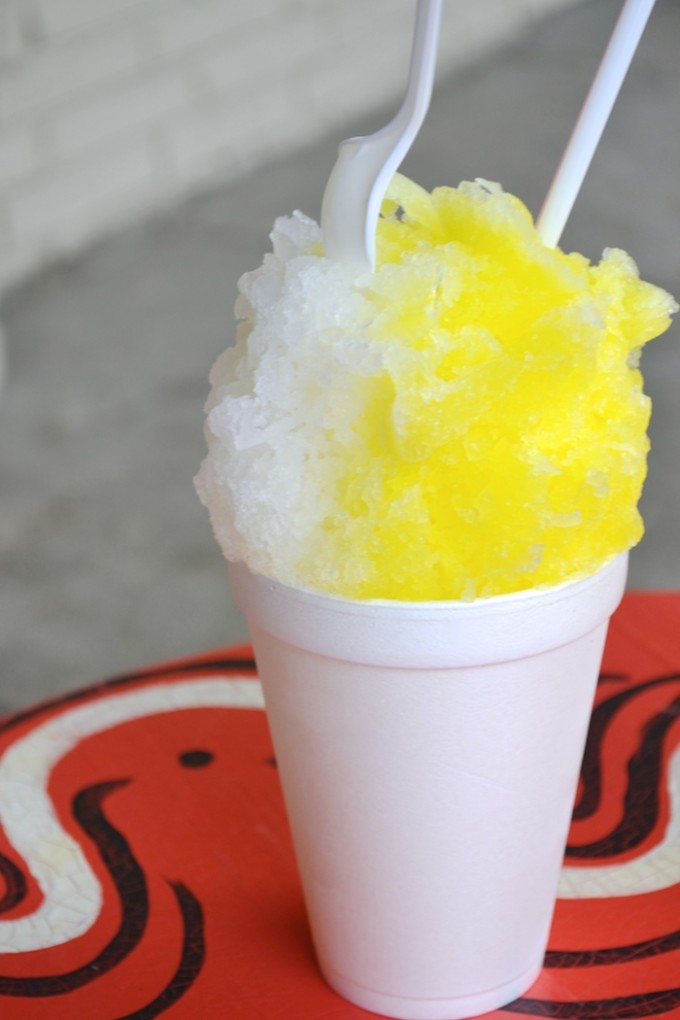 Local Lovin': Snow cone from Nandy's Candy in Jackson, MS // www.thehiveblog.com