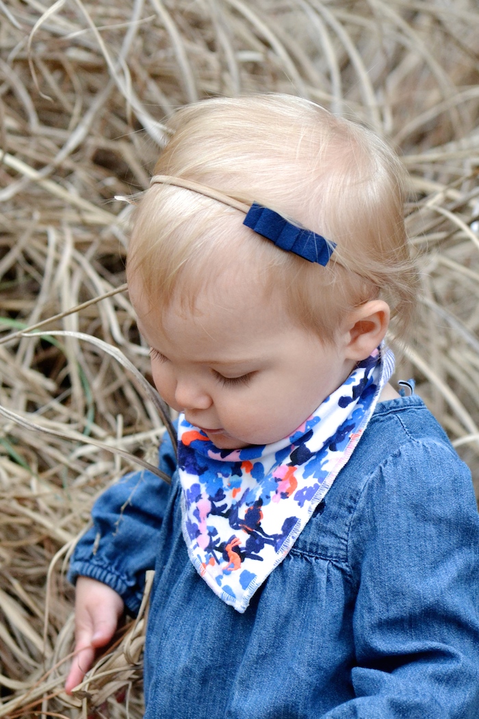 Simple springy bows for modern little girls