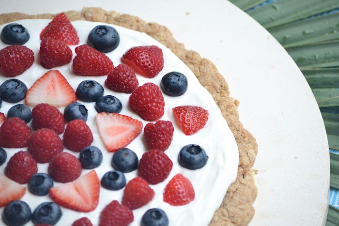 A Healthier Version of Fruit Pizza (With An UNBEATABLE Crust!) via thehiveblog.com