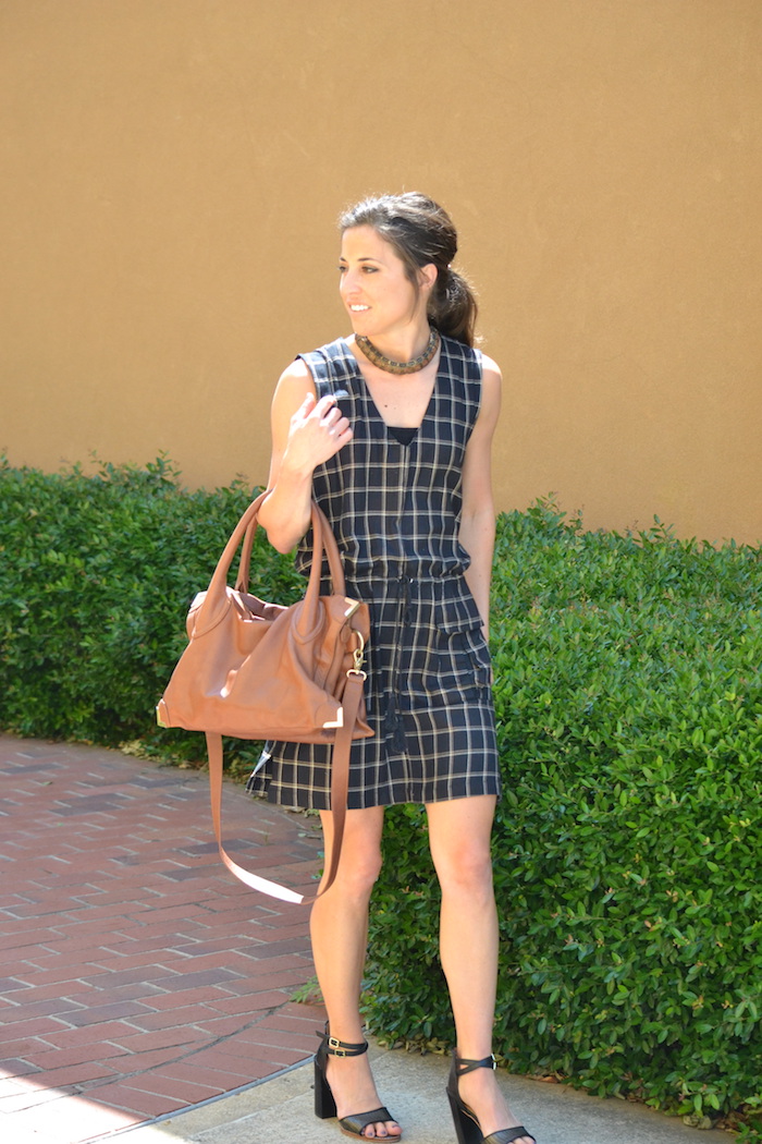 Working for the Weekend // outfits that transition from the office to the weekend seamlessly // thehiveblog.com