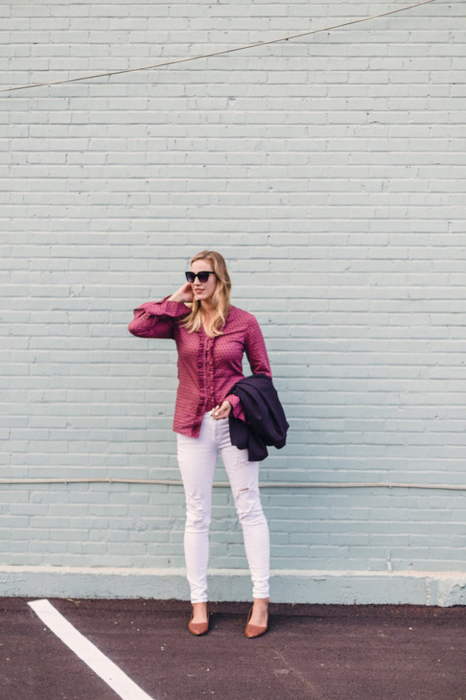 The Frill Of It All // fluted bell sleeves + white skinnies = the perfect fall outfit // www.thehiveblog