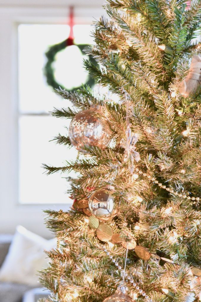 Finding your rhythm (and ditching balance) during the holidays // www.thehiveblog.com