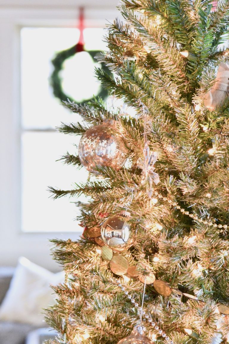 Finding your rhythm (and ditching balance) during the holidays // www.thehiveblog.com