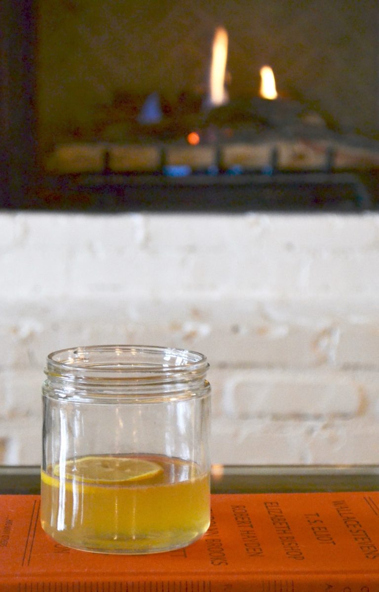 Lemon Ginger Hot Toddy // www.thehiveblog.com