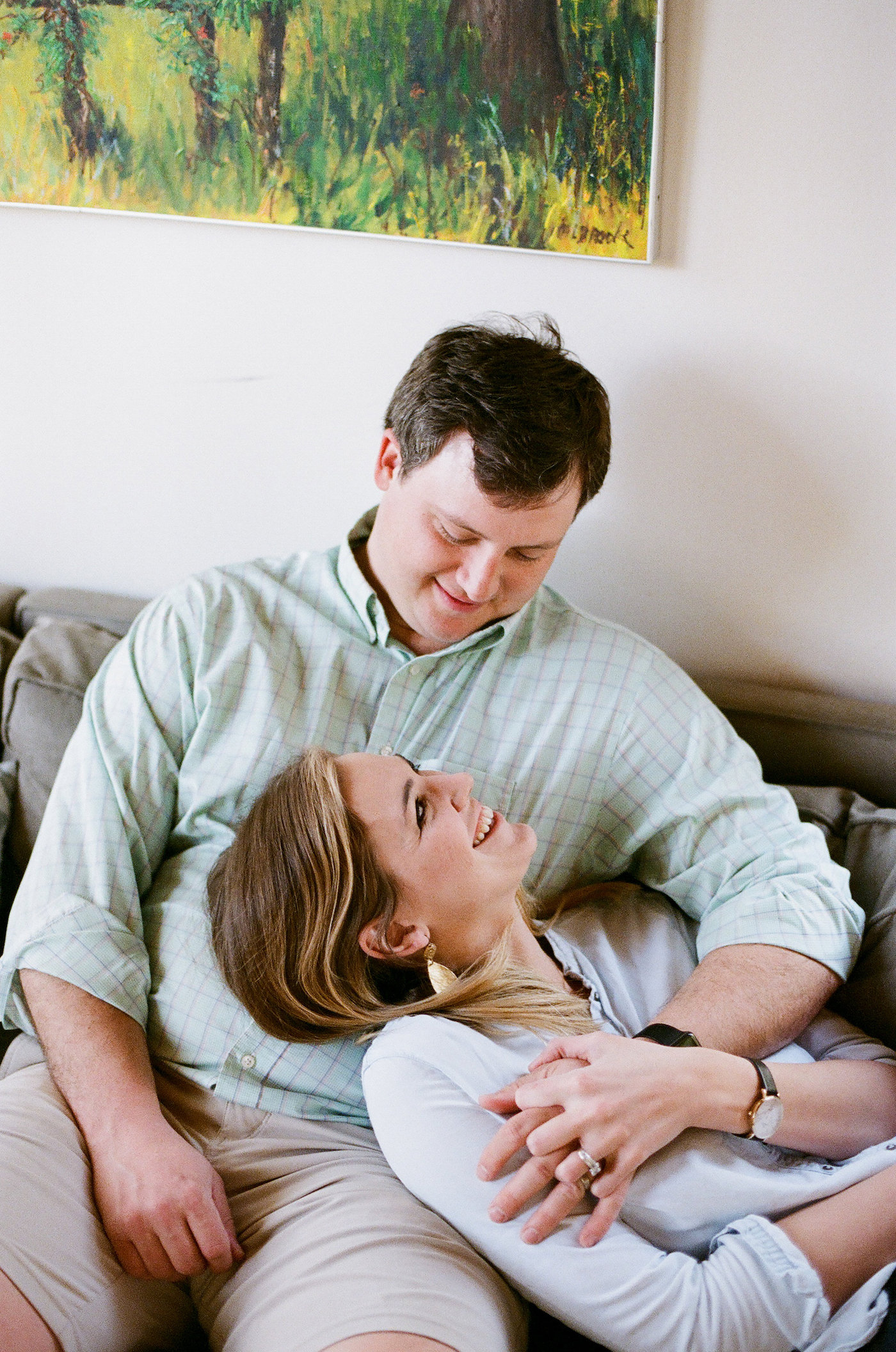Family Lifestyle Photo Shoot with Hannah Groat // www.thehiveblog.com // #family #lifestyle #photography