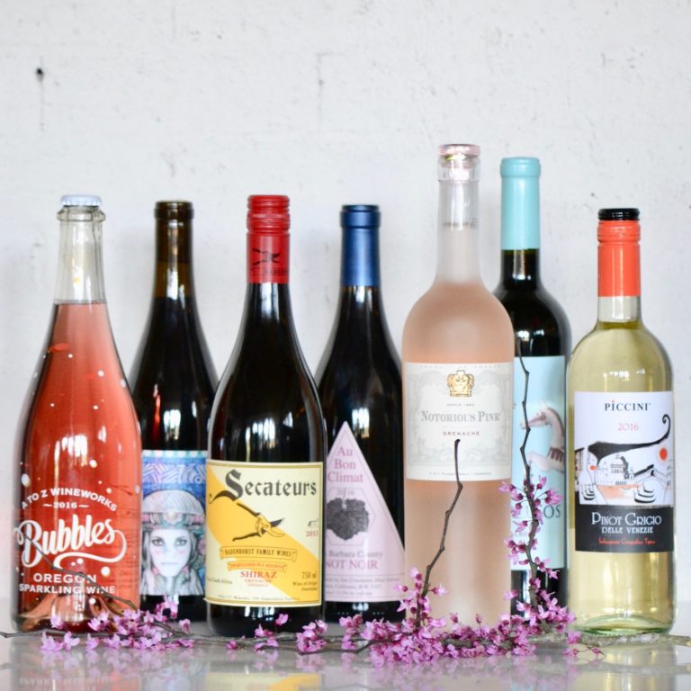 Wine Tasting Giveaway hosted by THE HIVE Blog and Colony Wine Market // www.thehiveblog.com