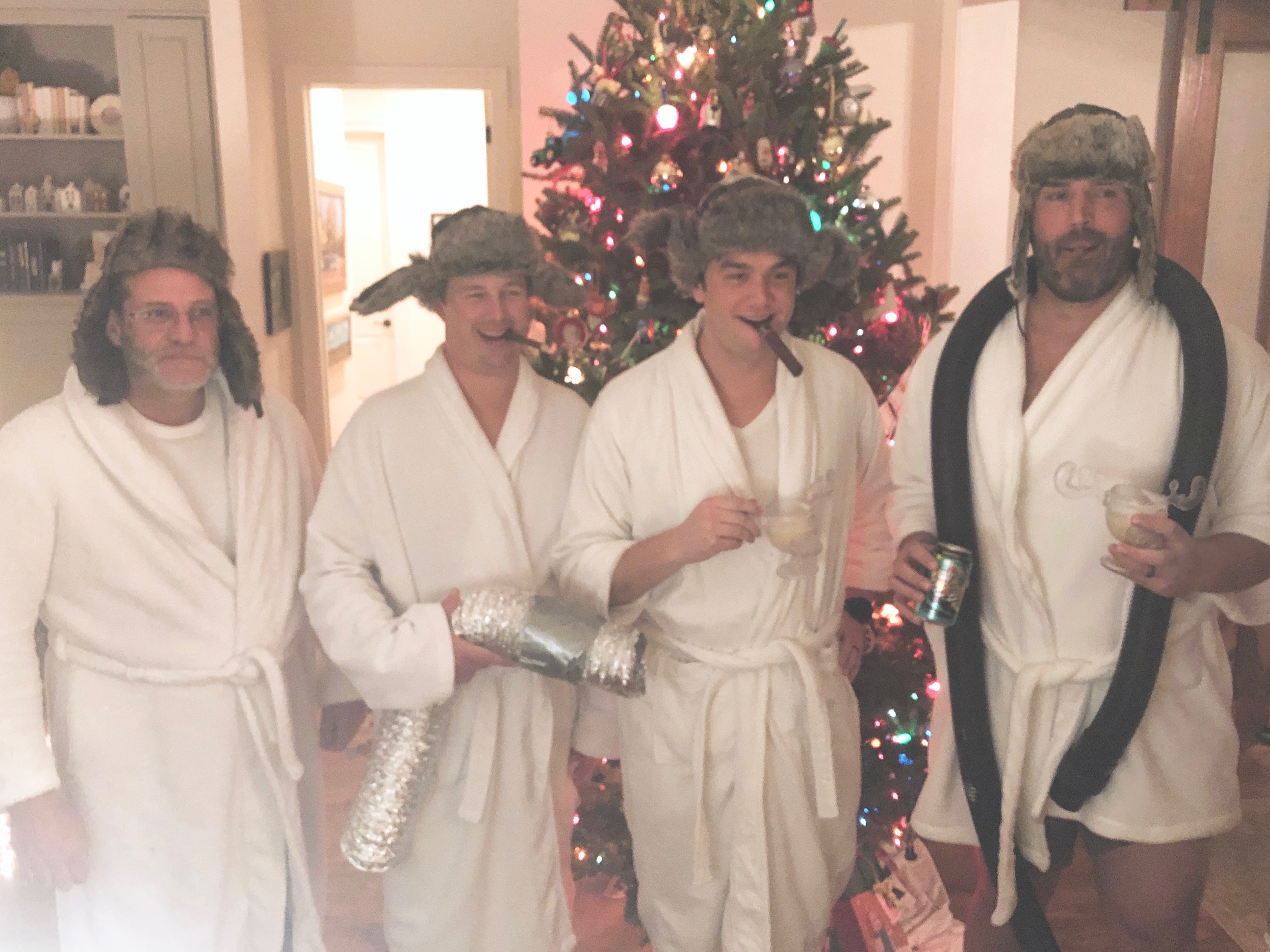 Christmas With Cousin Eddie, 7.0 :: The ultimate Griswold Christmas party! // www.thehiveblog.com