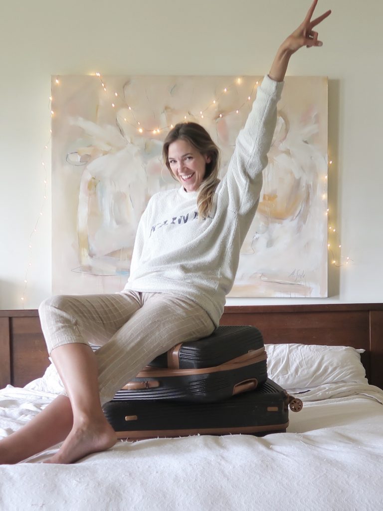 FOUR TRAVEL TIPS AND FIVE STAR LUGGAGE SETS