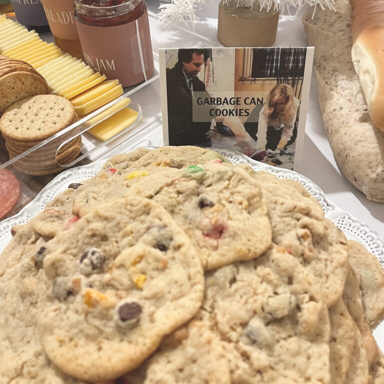 Christmas With Cousin Eddie, 10.0 THE HIVE