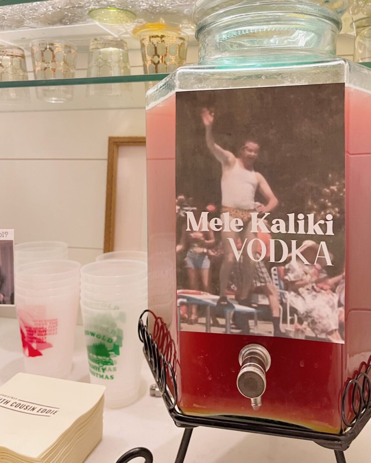 Christmas With Cousin Eddie, 10.0 THE HIVE