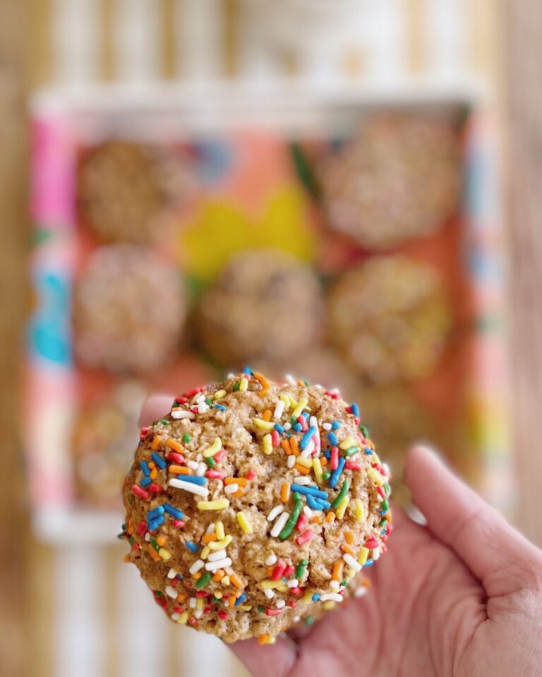 National Oatmeal Cookie Day is April 30th!