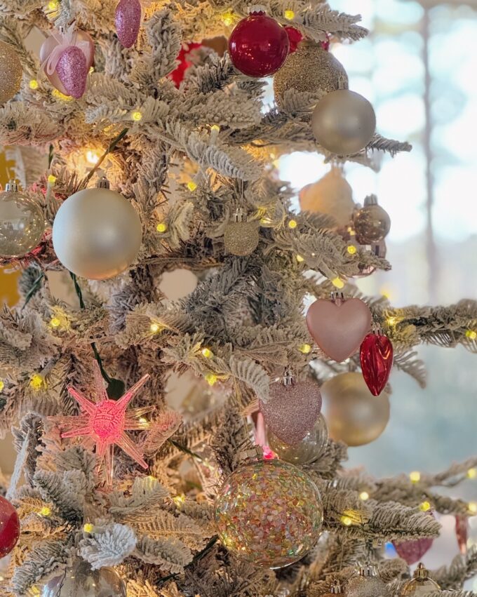 Valentine tree decorating ideas